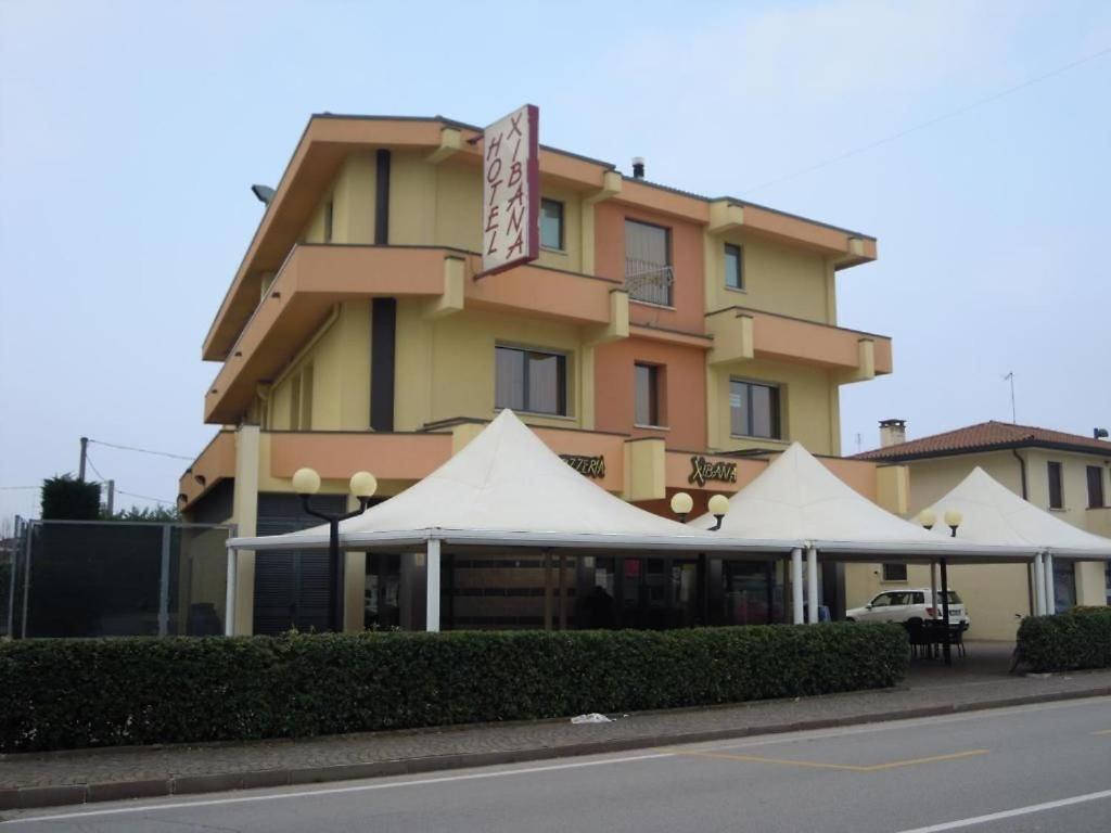 Hotel Xibana Tribano Buitenkant foto